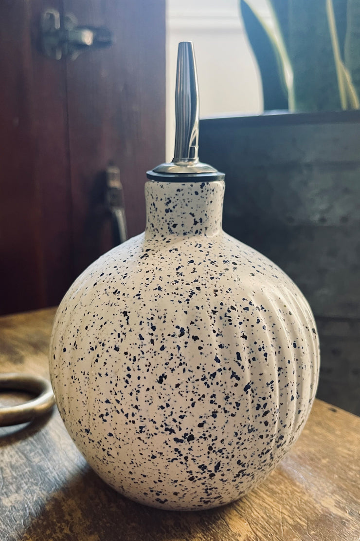 Ceramic Oil bottle round white